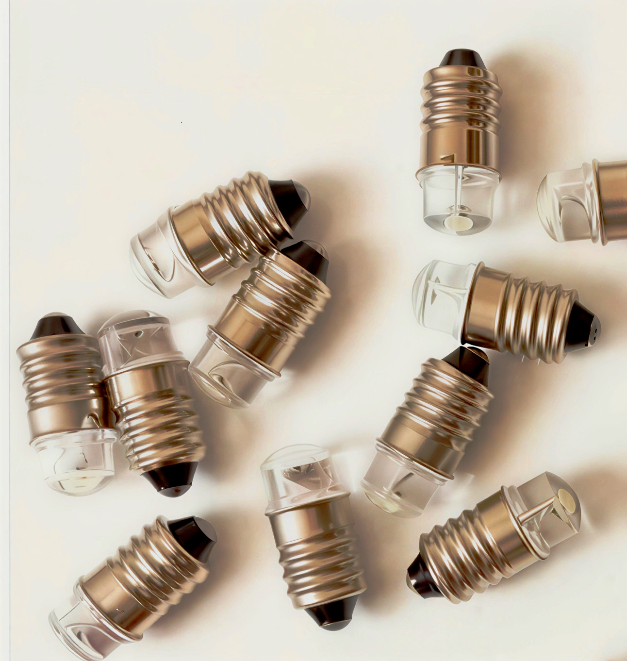 لامپ ال ای دی ۱.۵ ولت پایه E10